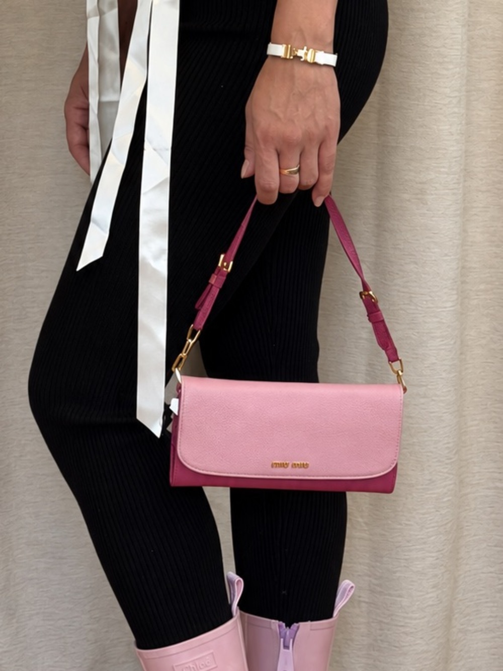 ✨authentic✨ Miu Miu Two-Tone Pink Leather Crossbody Bag with Gold Hardware
